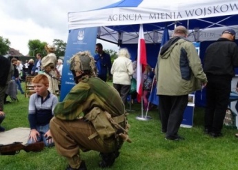 AMW_wlaczyla_sie_w_przygotowania_ogolnopolskich_dni_Razem_z_NATO_fot._OR_AMW_w_Szczecinie.jpg 