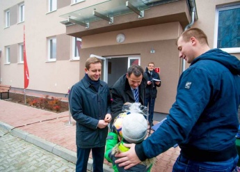 Nowe_mieszkania_dla_zolnierzy_w_Sieradzu_fot._Michal_Rozbicki_6.JPG 