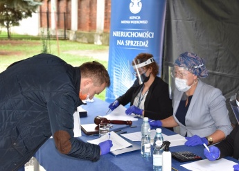 Przetarg_na_sprzedaz_dzialek_przy_ul._Stefczyka_w_Krakowie_4.jpg 