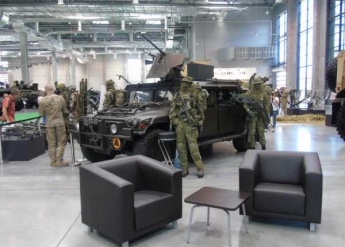 AMW na Targach Obronnych Pro Defense 2016 - zdjęcie 3 