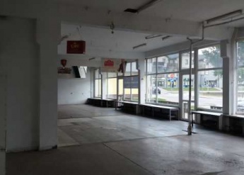 Lokal użytkowy czeka na nowego najemcę - zdjęcie 5 