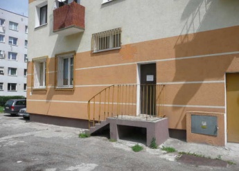 Wykaz nieruchomości stanowiącej lokal użytkowy przeznaczonej do oddania w najem w drodze przetargu ustnego nieograniczonego - Olsztyn, ul. Jagiellońska 33 lok. 3 - zdjęcie 1 
