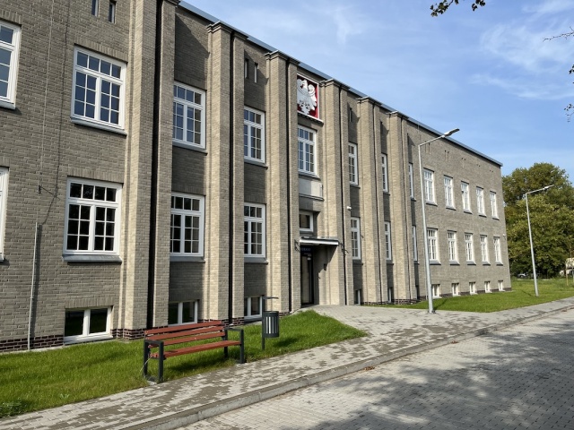 Internat_Warszawa_ul._Waldorffa_37_foto_1.jpg 