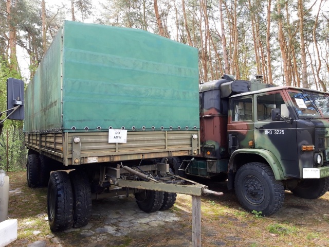 Przyczepa_transportowa_duzej_ladownosci_P-4.jpg 