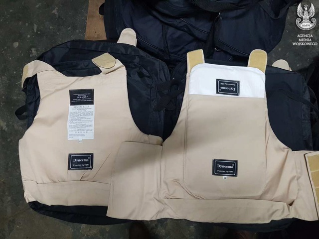 camouflaged-bulletproof-vest.jpg 
