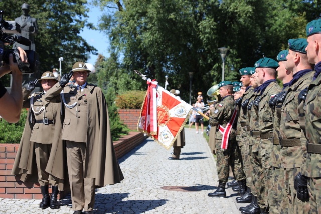 1._swieto_Wojska_Polskiego_w_Lublinie.jpg 