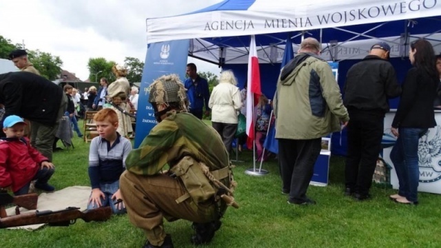 AMW_wlaczyla_sie_w_przygotowania_ogolnopolskich_dni_Razem_z_NATO_fot._OR_AMW_w_Szczecinie.jpg 