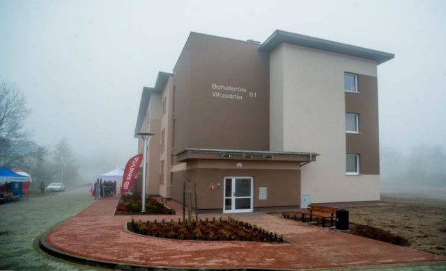 Nowe_mieszkania_dla_zolnierzy_w_Sieradzu_fot._Michal_Rozbicki_12.JPG 