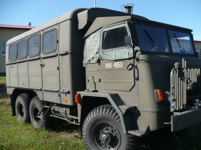 Ekspedycja pocztowa na samochodzie STAR 660 