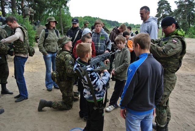 V Festiwal Militarny Operacja Zachód 2013 