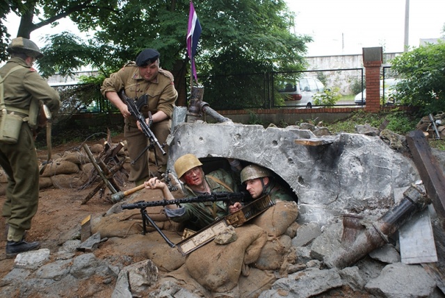 VI Zlot Grup Rekonstrukcyjnych i Historycznych Pojazdów Wojskowych „Strefa Militarna” 