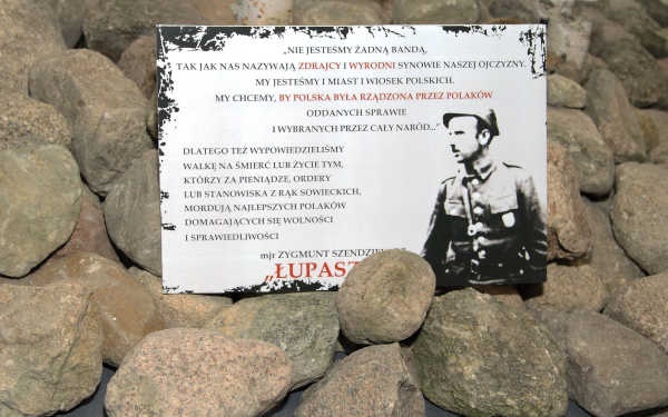 AMW wspiera obchody Narodowego Dnia Pamięci Żołnierzy Wyklętych - zdjęcie 6 