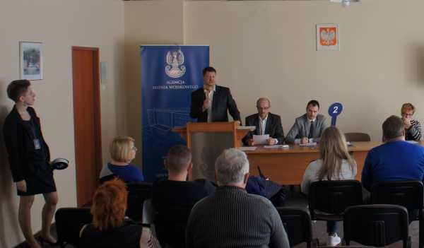 Przetarg na sprzedaż mienia powojskowego - zdjęcie 4 