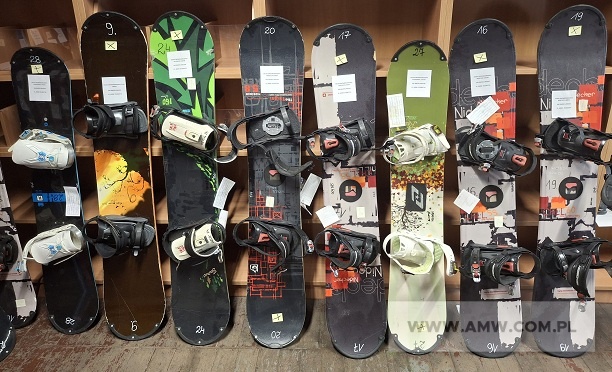 Deska snowboardowa NIDECKER, ROSSIGNIOL, SALOMON (różne rozmiary) 