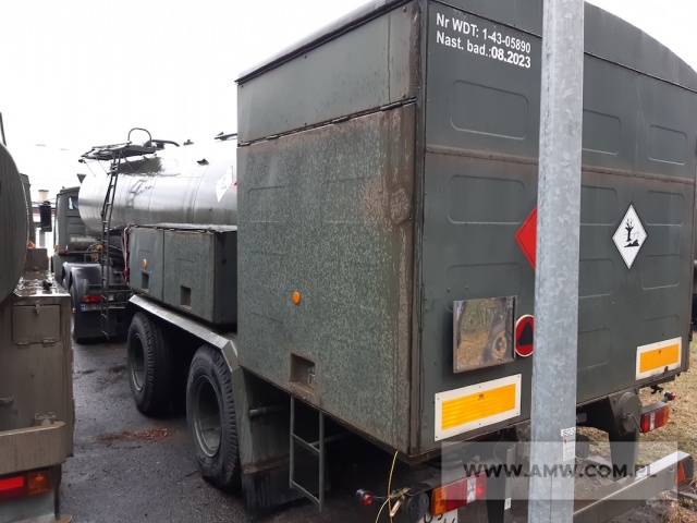 Cysterna paliwowa naczepa dystrybutor CND-21 (komplet składający się z ciągnika siodłowego 3-osiowego JELCZ C642D oraz cysterny na naczepie 2-osiowej o pojemności 21 000 l, brak pistoletu nalewczego oraz brak 6 manometrów) 