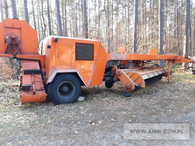 Oczyszczarka lotniskowa hydrauliczna holowana OLH-4500A 