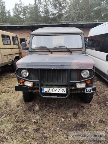 Samochód ciężarowo-osobowy wysokiej mobilności HONKER 2000 