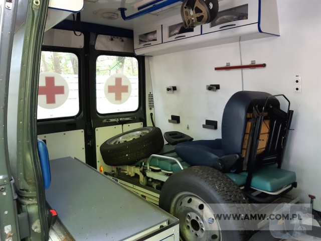 Samochód sanitarny FIAT DUCATO 2,8 JTD (z wyposażeniem wg opisu) 