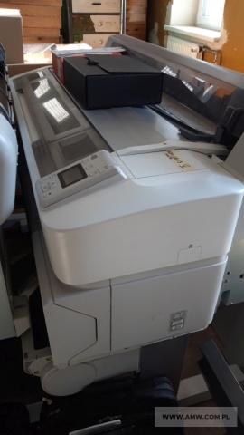 Sprzęt elektroniczny - pakiet zawierający 367 poz. asort. (wg oddzielnego wykazu), w tym m.in.: kamery komputerowe, komputery (bez dysków twardych), monitory, zasilacze UPS, drukarki itp. 