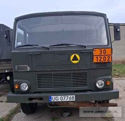 Cysterna paliwowa dystrybutor CD7,5B na samochodzie JELCZ 325  