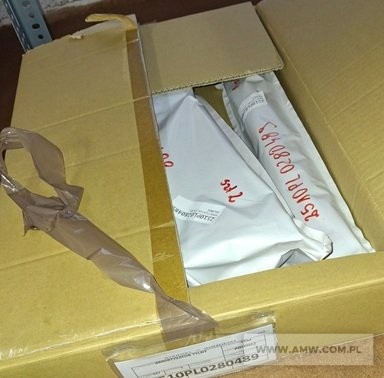Techniczne środki materiałowe do samochodu POLONEZ - pakiet zawierający 19 poz. asort. (wg oddzielnego wykazu), w tym m.in.: amortyzator tylny, uszczelki różne, zestaw panewek 0,762 012507 itp. 