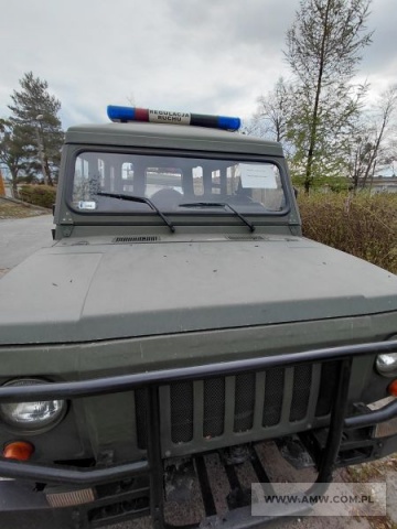 Samochód ciężarowo-osobowy wysokiej mobilności HONKER 2000 