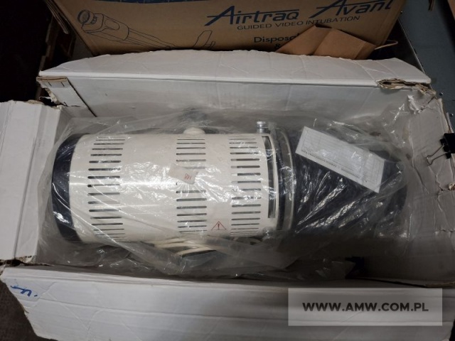 Sprzęt medyczny - pakiet zawierający 15 poz. asort. (wg oddzielnego wykazu), w tym m.in.: audiometr, defibrylator, lampa sollux, pompa infuzyjna, butelki itp. 