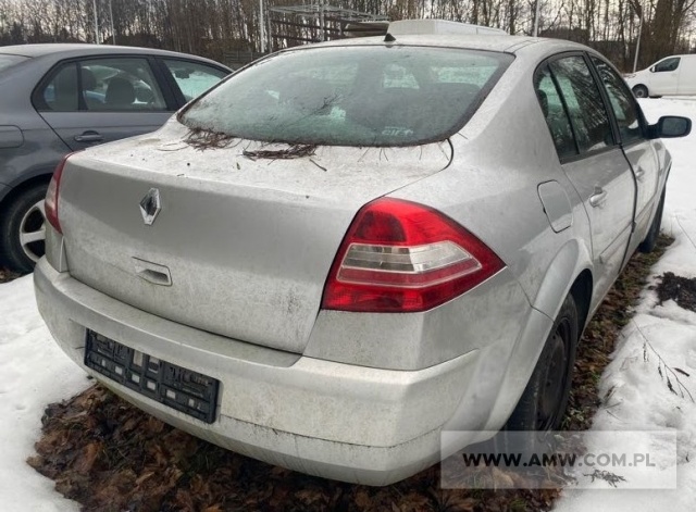 Samochód osobowy RENAULT MEGANE SEDAN 1,6 