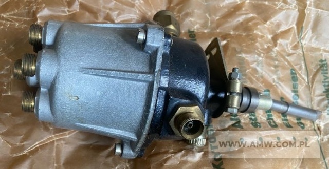 Części zamienne do samochodu STAR 660 - pakiet zawierający 7 poz. asort. (wg oddzielnego wykazu),                 w tym m.in.: pompa paliwowa /A660M1/ 032.00.00.1- 19 szt.. regulator RG-18BW 651.000.0 - 55 szt.. wałek zdawczy skrzyni biegów A25.22.02 - 8 szt.. zestaw naprawczy silnika 0000-8274 - 4 szt. itp. 