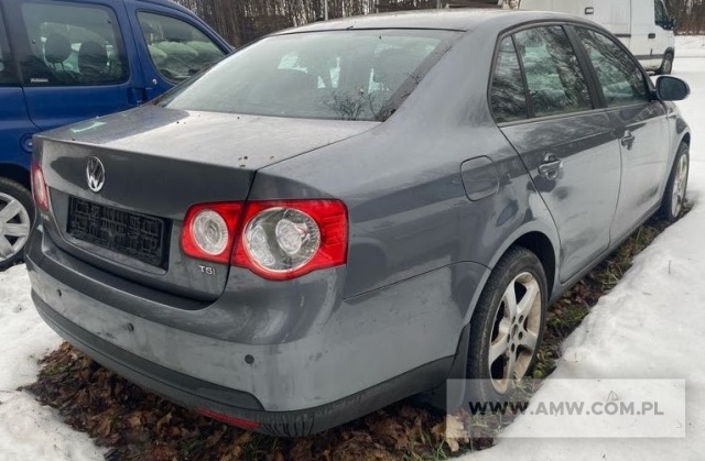 Samochód osobowy VW JETTA 1.4 TSI 90KW 
