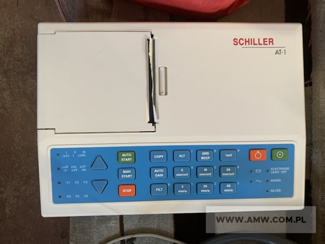 Urządzenia medyczne - pakiet zawierający 3 poz. asort., w tym: elektrokardiograf 1-kanałowy AS CARD - 1 szt.. elektrokardiograf CARDIOVIT AT-1 - kpl.. inhalator tlenowy - 1 kpl. 