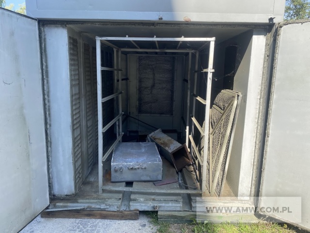 Urządzenia warsztatowe - pakiet zawierający 5 poz. asort. (wg oddzielnego wykazu), w tym: suszarka elektryczna komorowa SKME-4 - 1 szt.. diesel-adapter z obrotomierzem DT-112 - 1 szt.. liniał teleskopowy MESSFIX - 2 szt.. miernik siły nacisku na pedał hamulca MNH-100 - 1 kpl. 