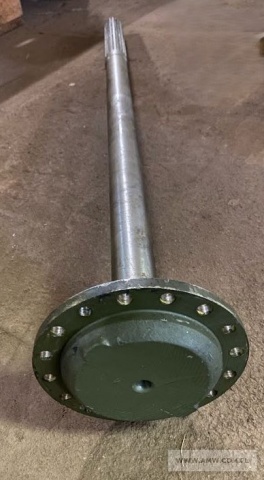 Części zamienne do samochodu STAR 660 - pakiet zawierający 15 poz. asort. (wg oddzielnego wykazu), w tym m.in.: mechanizm różnicowy 408.27.249 - 5 szt.. osłona koła zamachowego S47.11.12X - 29 szt.. piasta koła A66-27-100X - 24 szt.. półoś mostu tylnego lewa 408.27.040.3 - 12 szt. itp. 