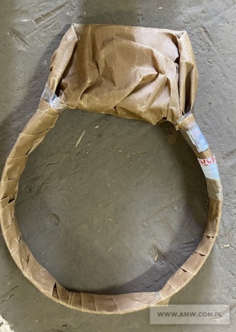 Części zamienne do samochodu LUBLIN i akcesoria - pakiet zawierający 65 poz. asort. (wg oddzielnego wykazu), w tym m.in.: bęben hamulcowy 303501075 - 35 szt.. narożnik zderzaka tylnego 793444305 - 62 szt.. nagrzewnica wnętrza 779055213 - 8 szt.. świeca zapłonowa M-50 - 107 szt. itp. 