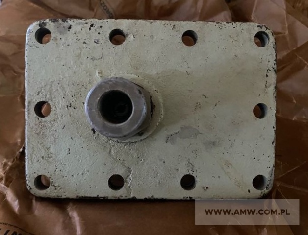Części zamienne do podnośników typu żuraw (454 szt.) - pakiet zawierający 52 poz. asort. (wg oddzielnego wykazu), w tym m.in.: cylinder hydrauliczny ZSH-6 212-108-00 - 7 szt.. silnik hydrauliczny M2C 1613B8C21D - 1 szt.. rozrusznik elektromagnetyczny - 1 szt.. pokrywa zbiornika  6S-1-41-210-504-01 - 34 szt.. szczęki hamulca różne - 30 szt. itp. 