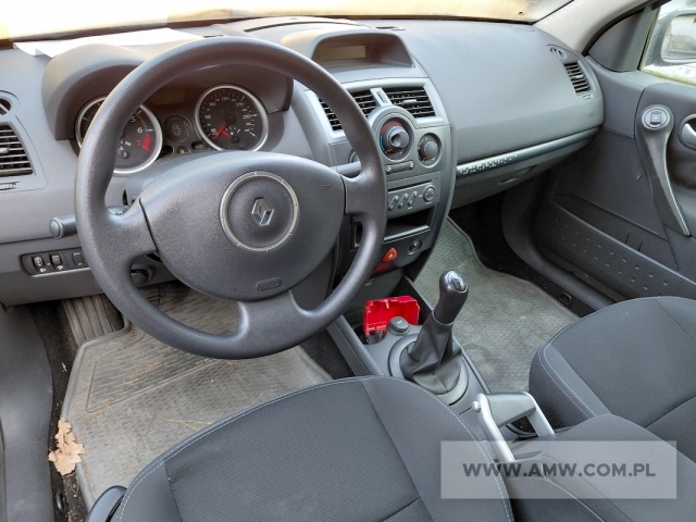 Samochód osobowy RENAULT MEGANE SEDAN 1,6 