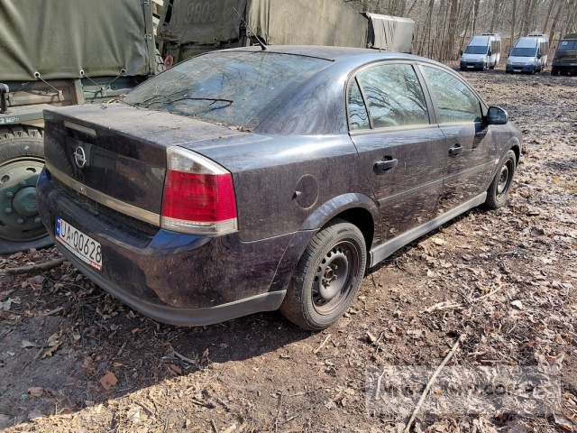 Samochód osobowy OPEL VECTRA 1.8 