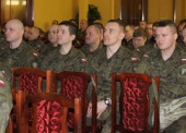 Spotkanie z przedstawicielami Oddziału Regionalnego Agencji Mienia Wojskowego w Warszawie z żołnierzami 9 Brygady Wsparcia Dowodzenia Dowództwa Generalnego RSZ w Białobrzegach w dniu 23.03.2016r. - zdjęcie 4 