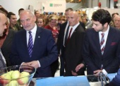 Minister obrony narodowej na stoisku AMW podczas MSPO 2016 - zdjęcie 4 