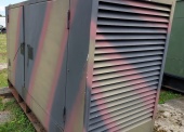 Agregat prądotwórczy CUMMINS 100 kVA (80 kW, 380/220 V, 50 Hz) na ramie (silnik wysokoprężny CUMMINS) 