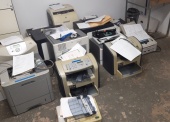Sprzęt elektroniczny - pakiet zawierający 100 poz. asort. (wg oddzielnego wykazu), w tym m.in.: zasilacze UPS, notebooki oraz komputery (bez dysków twardych), drukarki itp. 