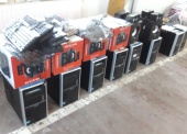 Sprzęt elektroniczny - pakiet zawierający 367 poz. asort. (wg oddzielnego wykazu), w tym m.in.: kamery komputerowe, komputery (bez dysków twardych), monitory, zasilacze UPS, drukarki itp. 