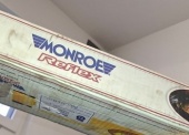 Techniczne środki materiałowe do samochodu MERCEDES - pakiet zawierający 72 poz. asort. (wg oddzielnego wykazu), w tym m.in.: amortyzatory, docisk sprzęgła, końcówki drążków, pompa płynu chłodzącego, wał napędowy itp. 