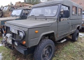 Samochód ciężarowo-osobowy wysokiej mobilności HONKER 2000 typ 2424 (z wciągarką)  