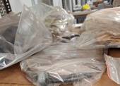 Techniczne środki materiałowe do samochodów: GAZ, ŻUK, AUTOSAN i narzędzia - pakiet zawierający 20 poz. asort. (wg oddzielnego wykazu), w tym m.in.: zestaw panewek 1,00 20-1004060-14-N100, dwuobwodowa pompa hamulcowa 17-3505010, osuszacz powietrza OSP-10, szybki do okularów spawalniczych, tarcze spawalnicze itp. 