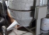 Sprzęt warsztatowy – pakiet zawierający 5 poz. asort. (wg oddzielnego wykazu), w tym m.in.: betoniarka POWER TEC 220L/230V/K, piła do betonu QUICKIE SUPER 80, przecinarka FS-350 itp. 