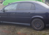 Samochód osobowy OPEL VECTRA II 1.8 