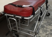Sprzęt służby medycznej - pakiet zawierający 40 poz. asort. (wg oddzielnego wykazu), w tym m.in.: autoklawy, destylarki, nebulizator, nosze sanitarne itp. 