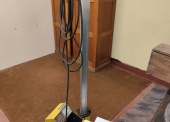 Sprzęt warsztatowy - pakiet zawierający 25 poz. asort. (wg oddzielnego wykazu), w tym m.in.: spawarka transformatorowa, wkrętarka, urządzenie kontrolno - pomiarowe GTO laser, szlifierki itp. 