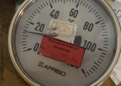 Sprzęt metrologiczny (34 szt.) - pakiet zawierający 27 poz. asort. (wg oddzielnego wykazu), w tym: manometry różnego typu - 28 szt.. termometry różnego typu - 6 szt. 